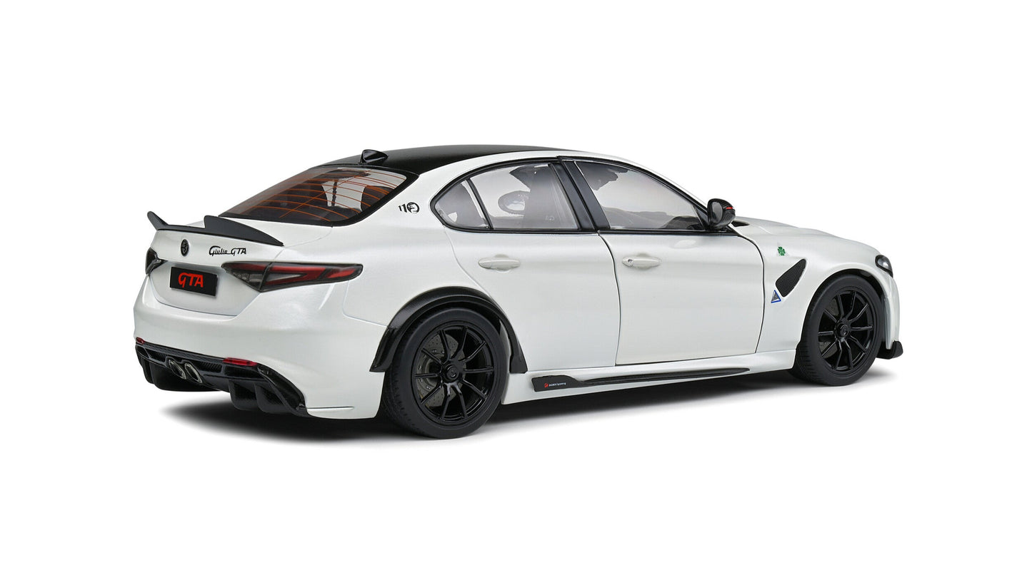 Alfa Romeo Giulia GTA Blanco Trofeo 2022 - Solido - 1/18