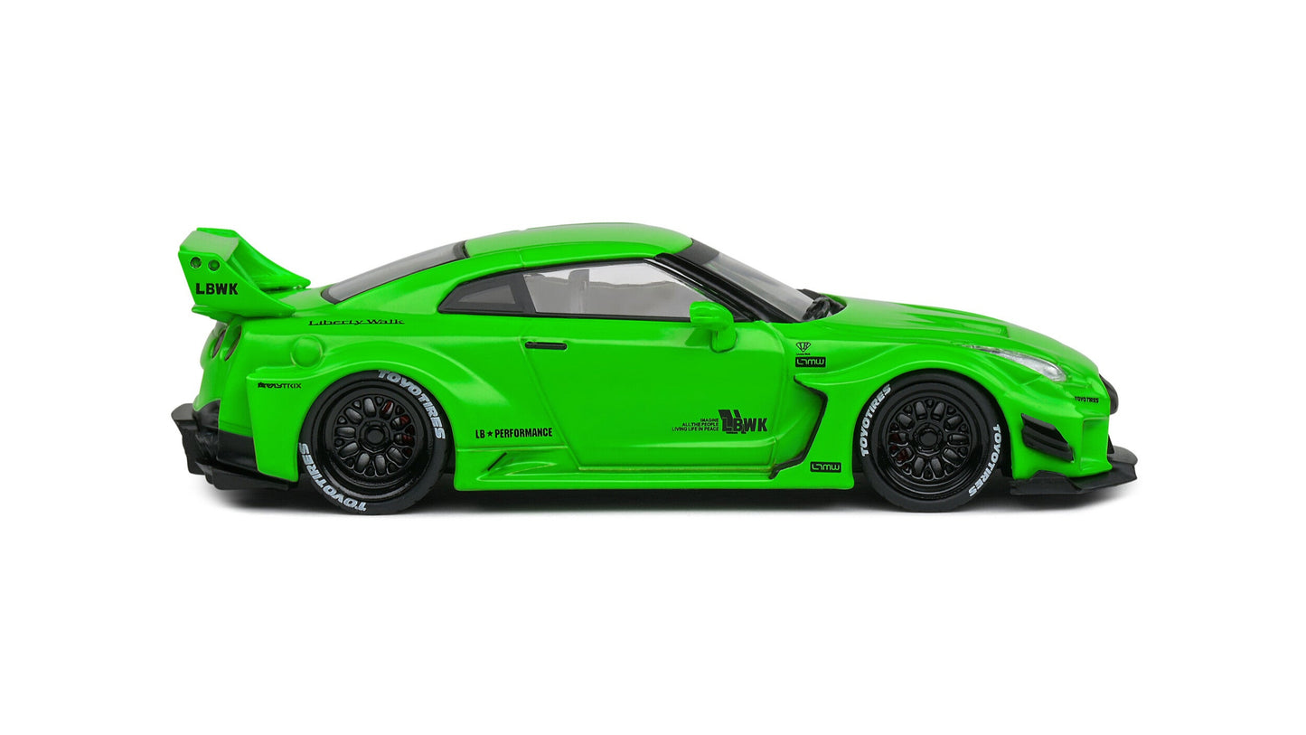 Nissan GT-R (R35) / LBWK Silhouette Acid Green 2020 - Solido - 1/43