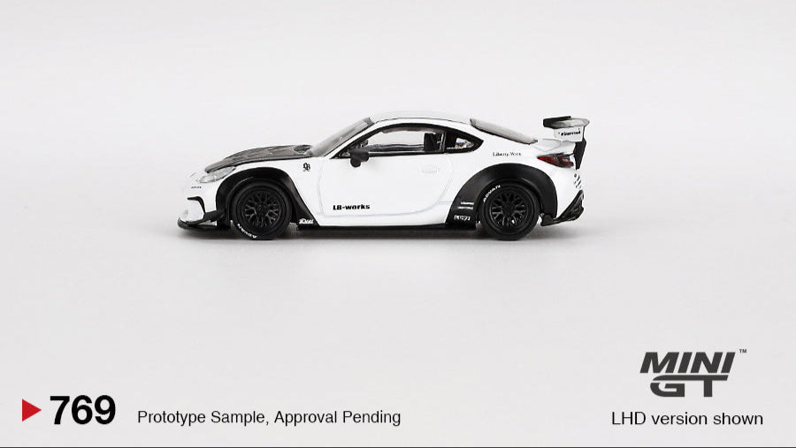TOYOTA GR86 LB NATION WHITE 2023 - Mini GT - 1/64