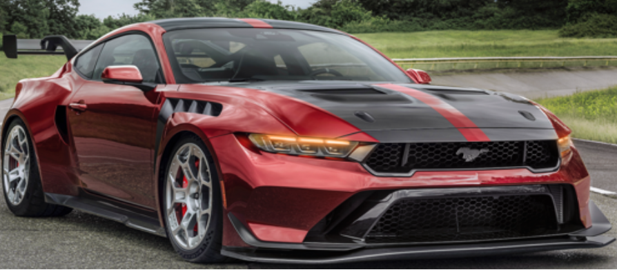 PRECOMMANDE - FORD MUSTANG GTD MOLTEN MAGENTA METALLIC TRI-COAT 2025 - Solido - 1/43