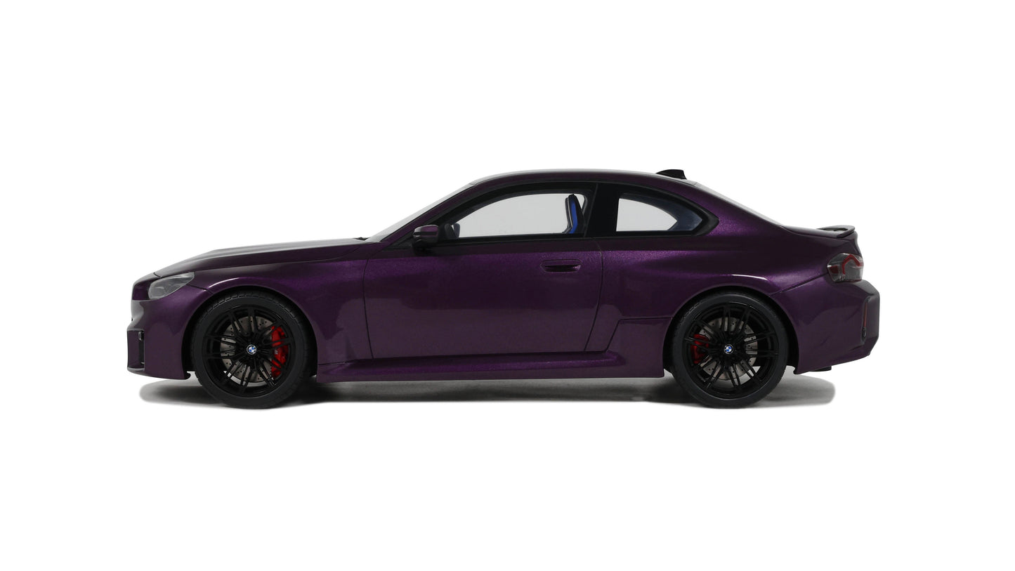 BMW M2 PURPLE 2023 - GTSpirit - 1/18