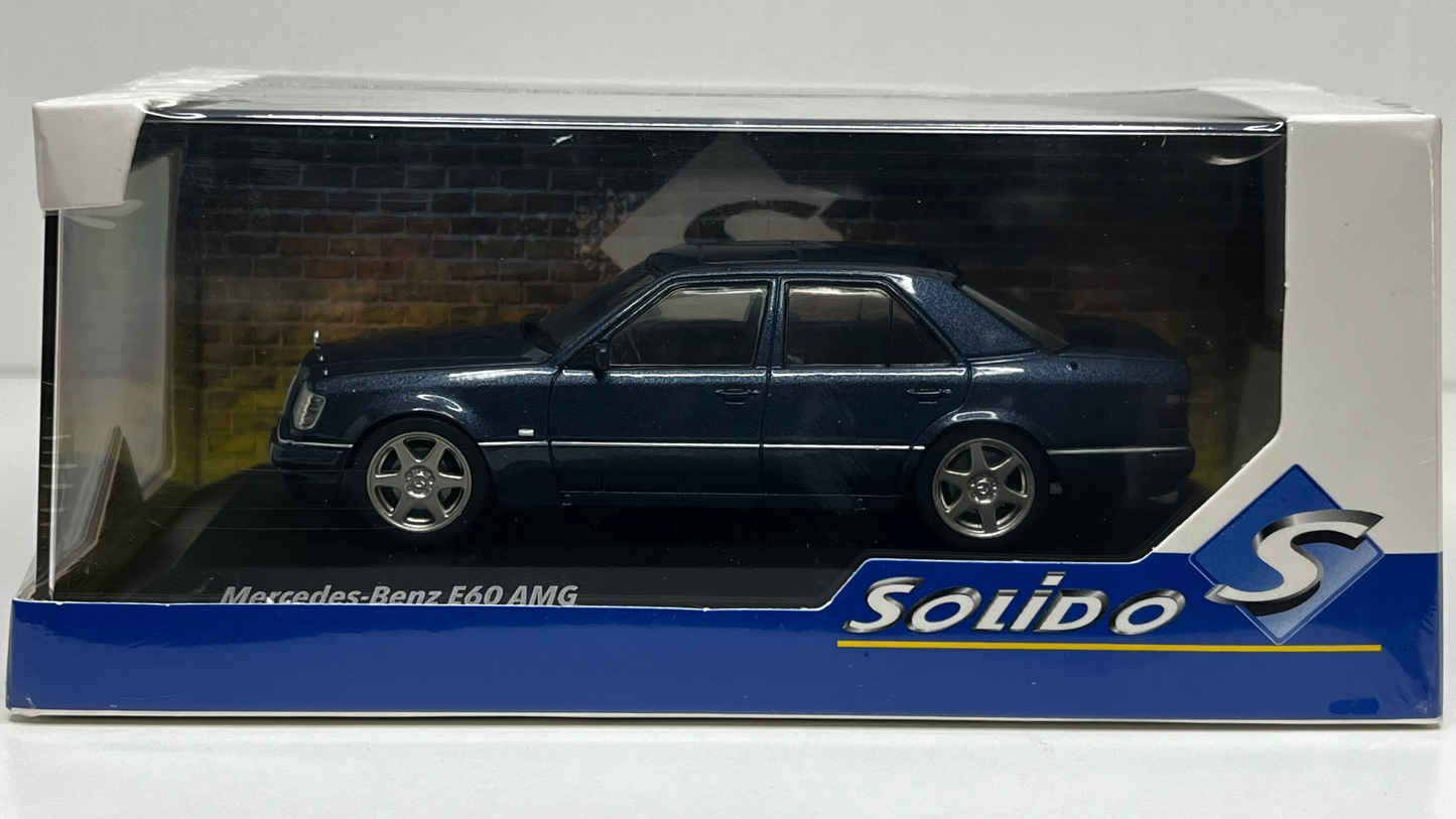 Mercedes-Benz W124 E60 AMG Nautical Blue 1994 - Solido - 1/43