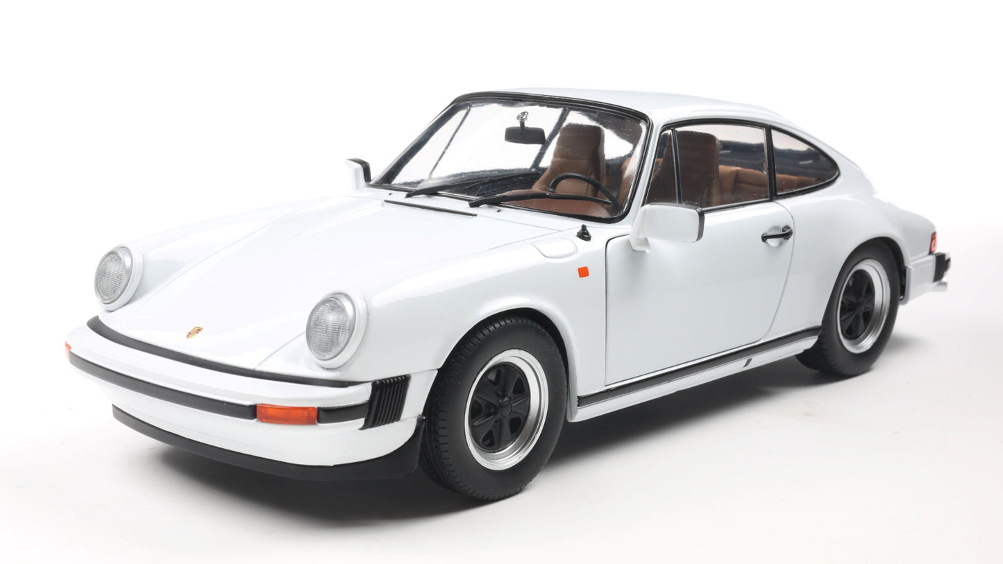 PORSCHE 911 (930) 3.0 SC WHITE 1974 - Solido - 1/18