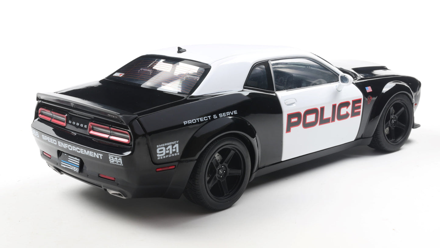 Précommande - DODGE CHALLENGER R/T SCAT PACK WIDEBODY HIGHWAY POLICE 2023 - Solido - 1/18