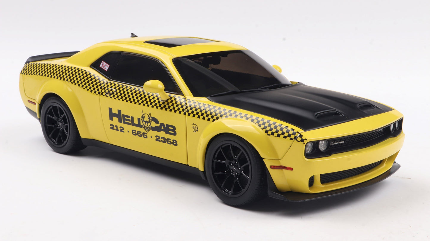 PRECOMMANDE - DODGE CHALLENGER SRT HELLCAT REDEYE WIDEBODY NYC HELLCAB 2023 - Solido - 1/18