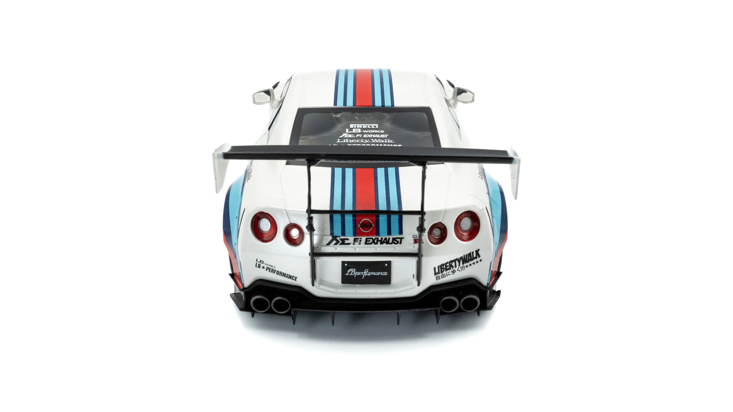 PRECOMMANDE - NISSAN GT-R (R35) W/ LIBERTY WALK BODY KIT 2.0 M 2024 - Solido - 1/18