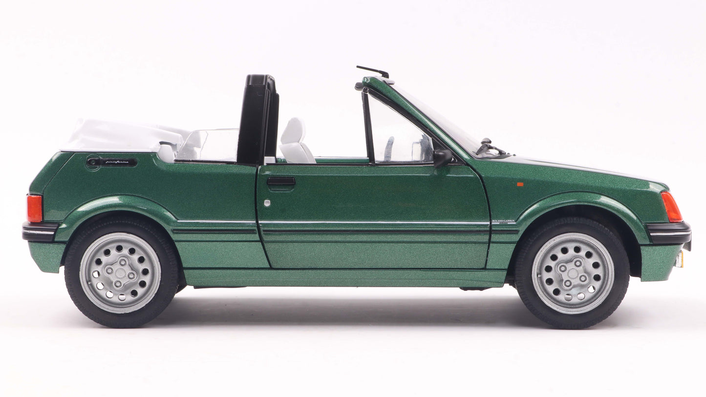 Peugeot 205 CTI Green - Solido - 1/18
