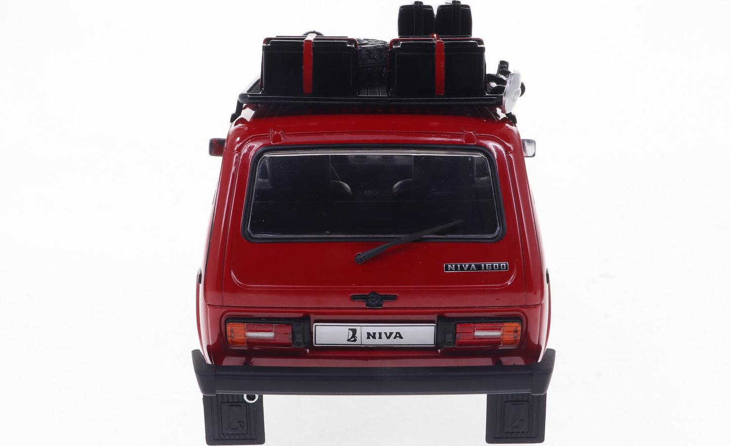 PRECOMMANDE - LADA NIVA RED 1980 - Solido - 1/18