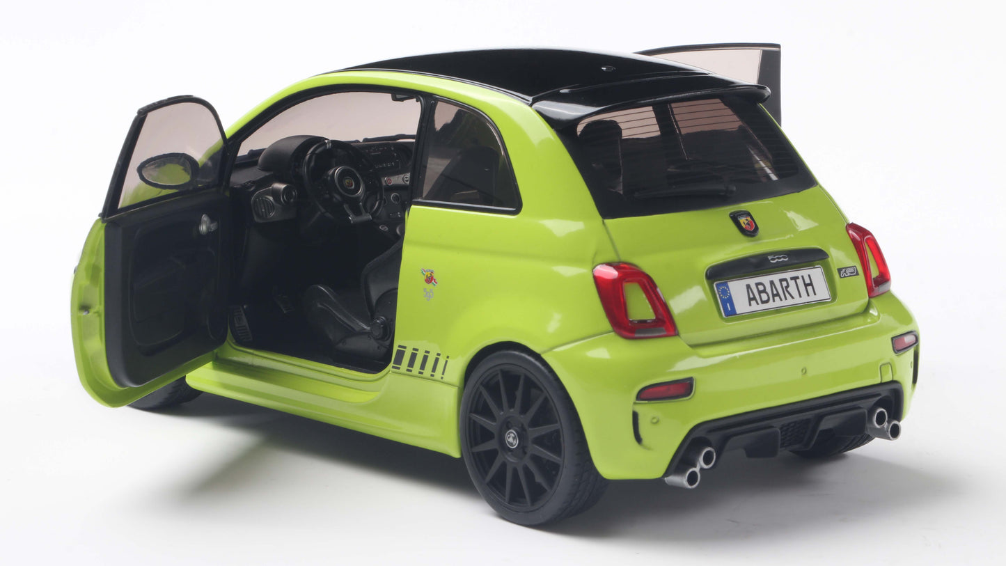 PRECOMMANDE - FIAT F595 ABARTH VERDE ADRENALINA 2023 - Solido - 1/18