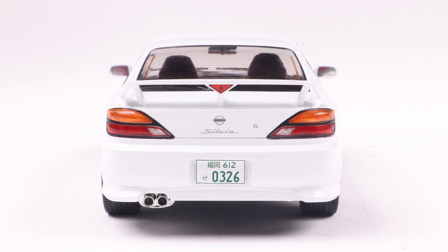 Nissan Silvia S15 Spec-R Aero Aspen White 1999 - Solido - 1/18