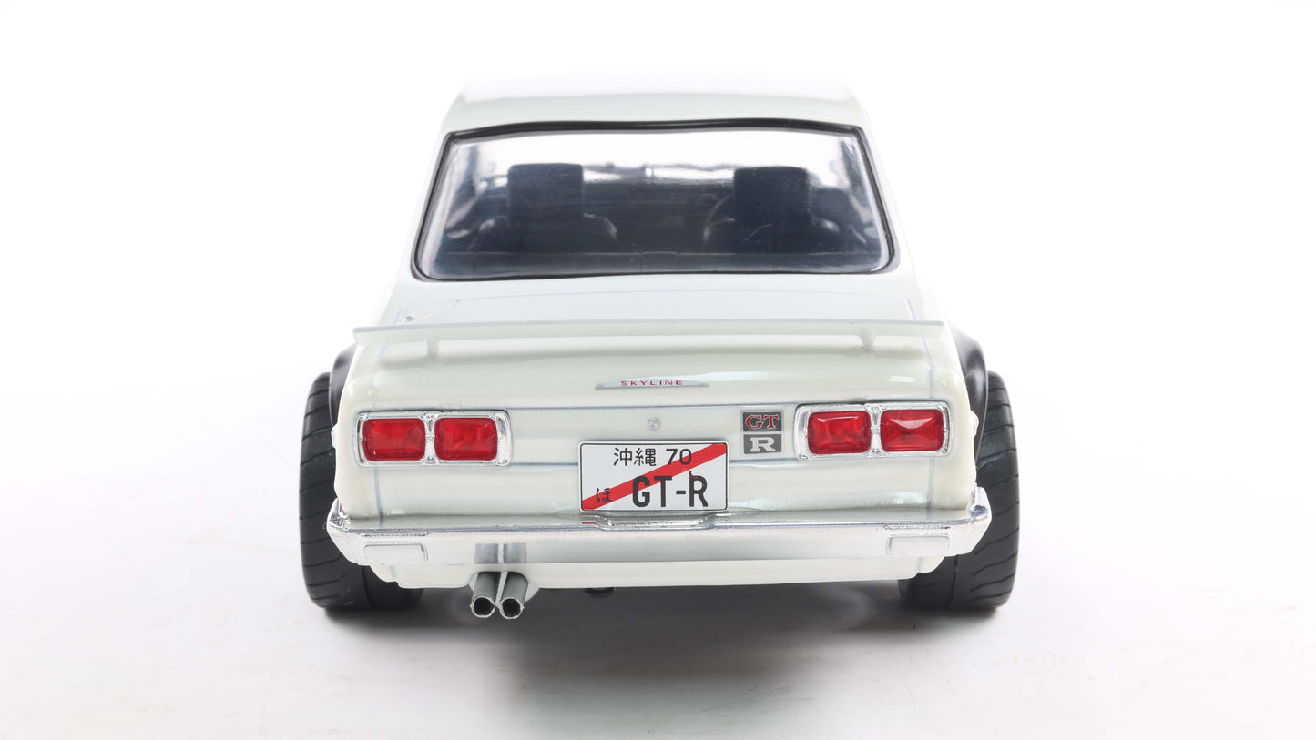 NISSAN SKYLINE (C10) HAKOSUKA SOLIDO WORKS PEARL WHITE 1970 - Solido - 1/18