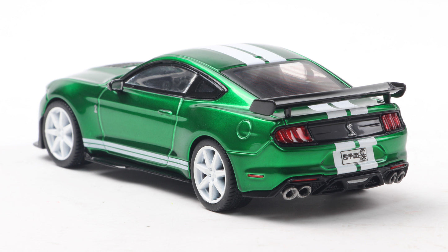 PRECOMMANDE - SHELBY MUSTANG GT500 ERUPTION GREEN METALLIC W/WHITE STRIPES 2020 - Solido - 1/43