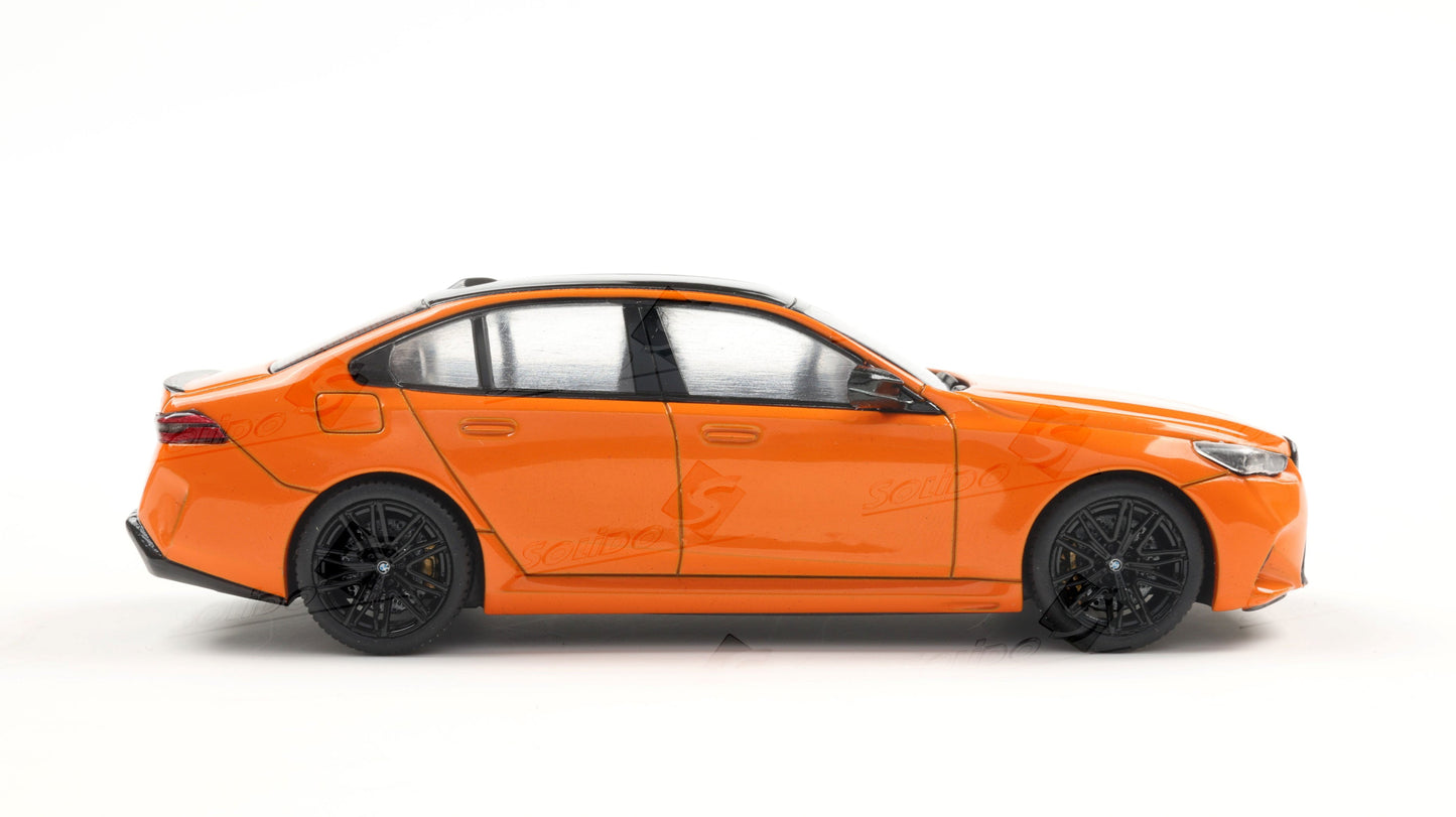 PRECOMMANDE - BMW G90 M5 SEDAN FIRE ORANGE III 2024 - Solido - 1/43