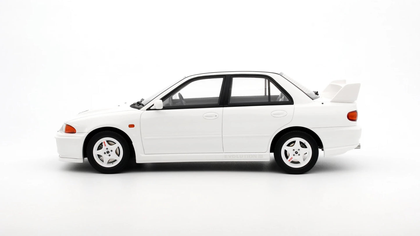 Mitsubishi Lancer Evo III Scotia White W83 1995 - Ottomobile - 1/18