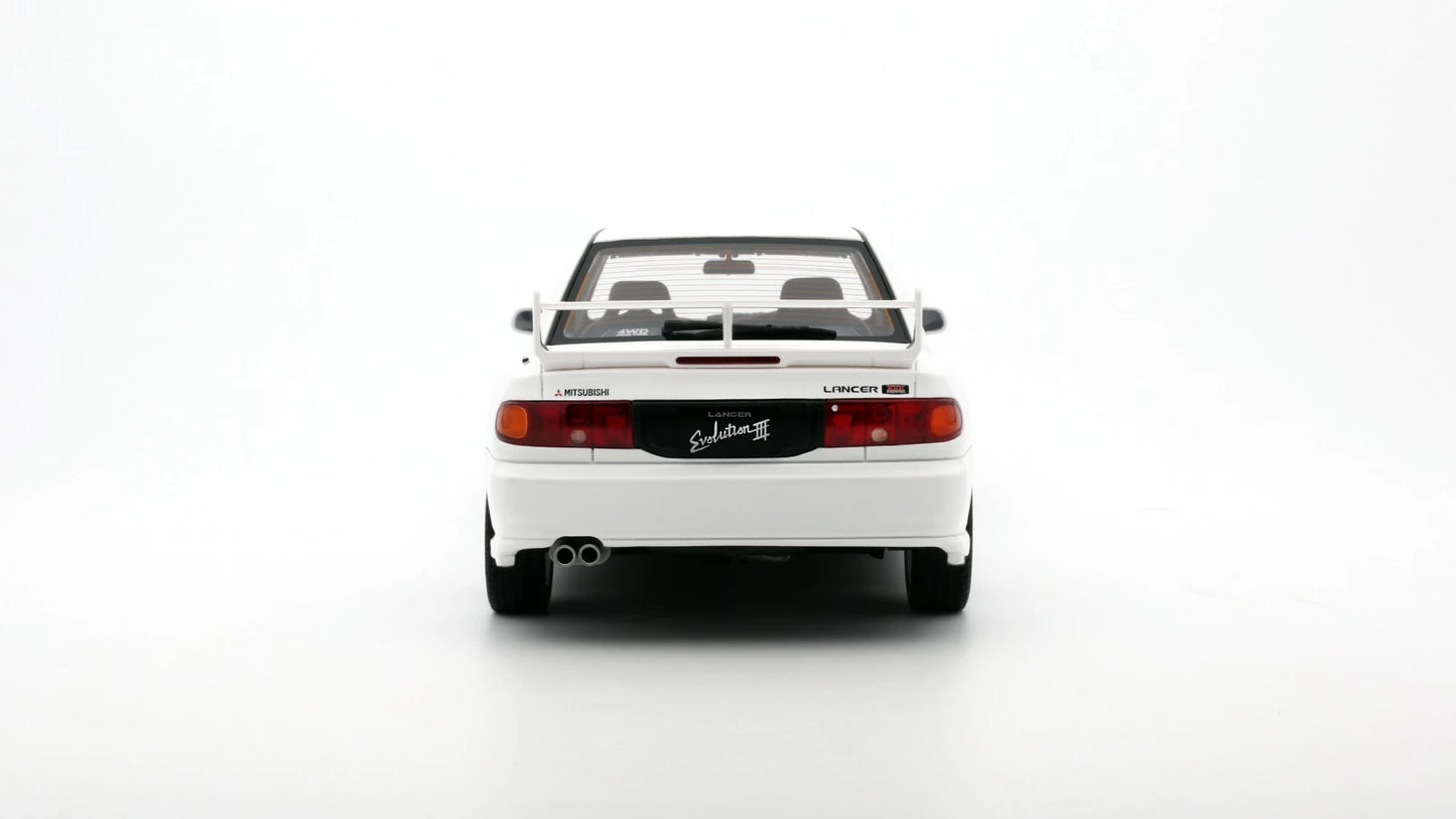 Mitsubishi Lancer Evo III Scotia White W83 1995 - Ottomobile - 1/18