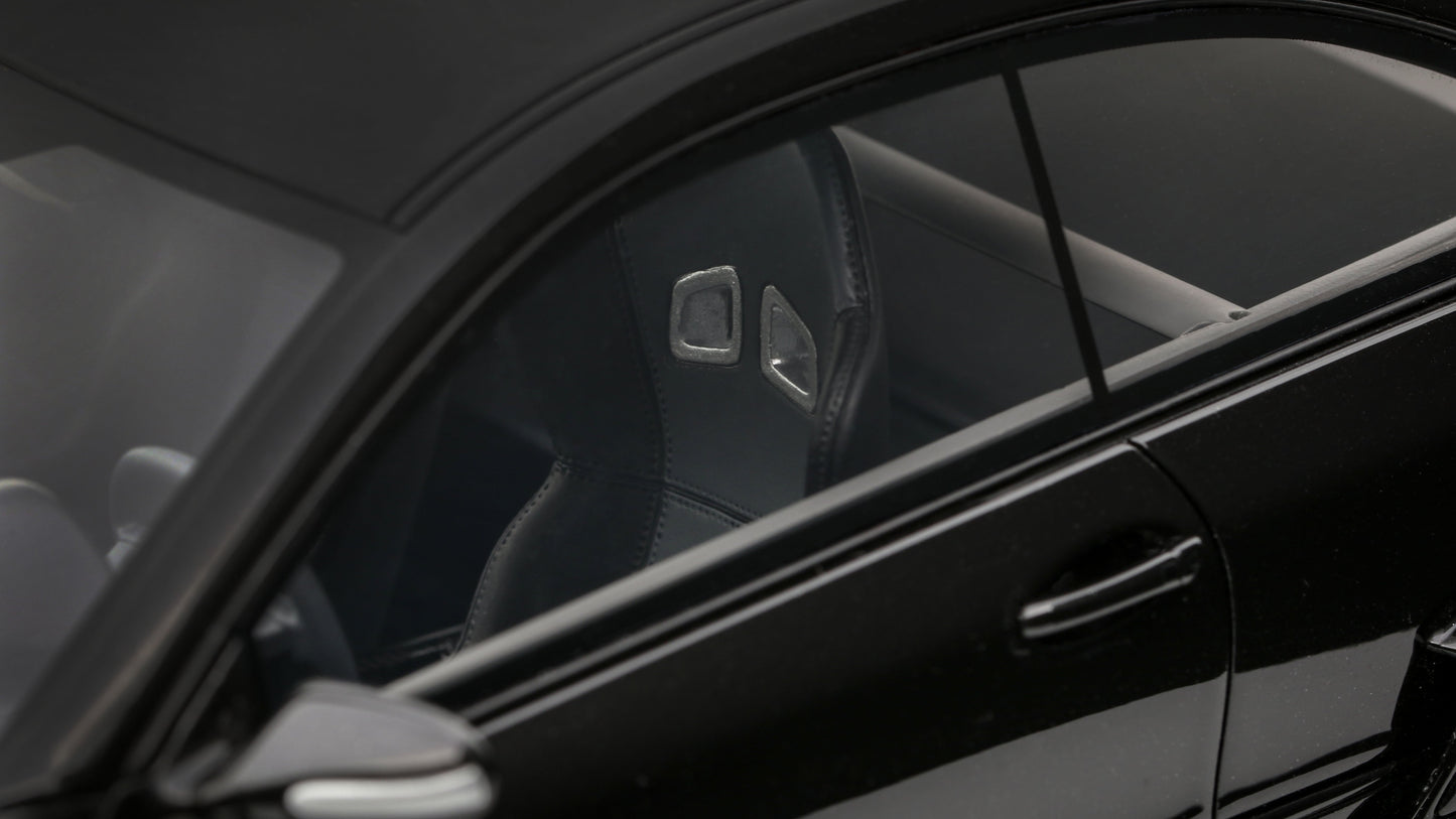 MERCEDES-BENZ C209 CLK DTM AMG COUPE OBSIDIAN BLACK METALLIC 200 - Ottomobile - 1/18
