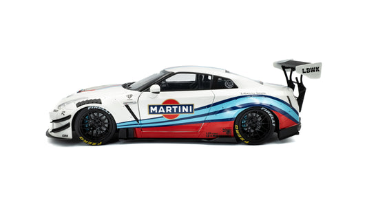 PRECOMMANDE - NISSAN GT-R (R35) W/ LIBERTY WALK BODY KIT 2.0 M 2024 - Solido - 1/18