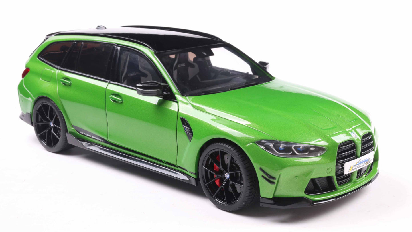 PRECOMMANDE - BMW M3 TOURING WITH PERFORMANCE PARTS GREEN METALLIC 2024 - Solido - 1/18