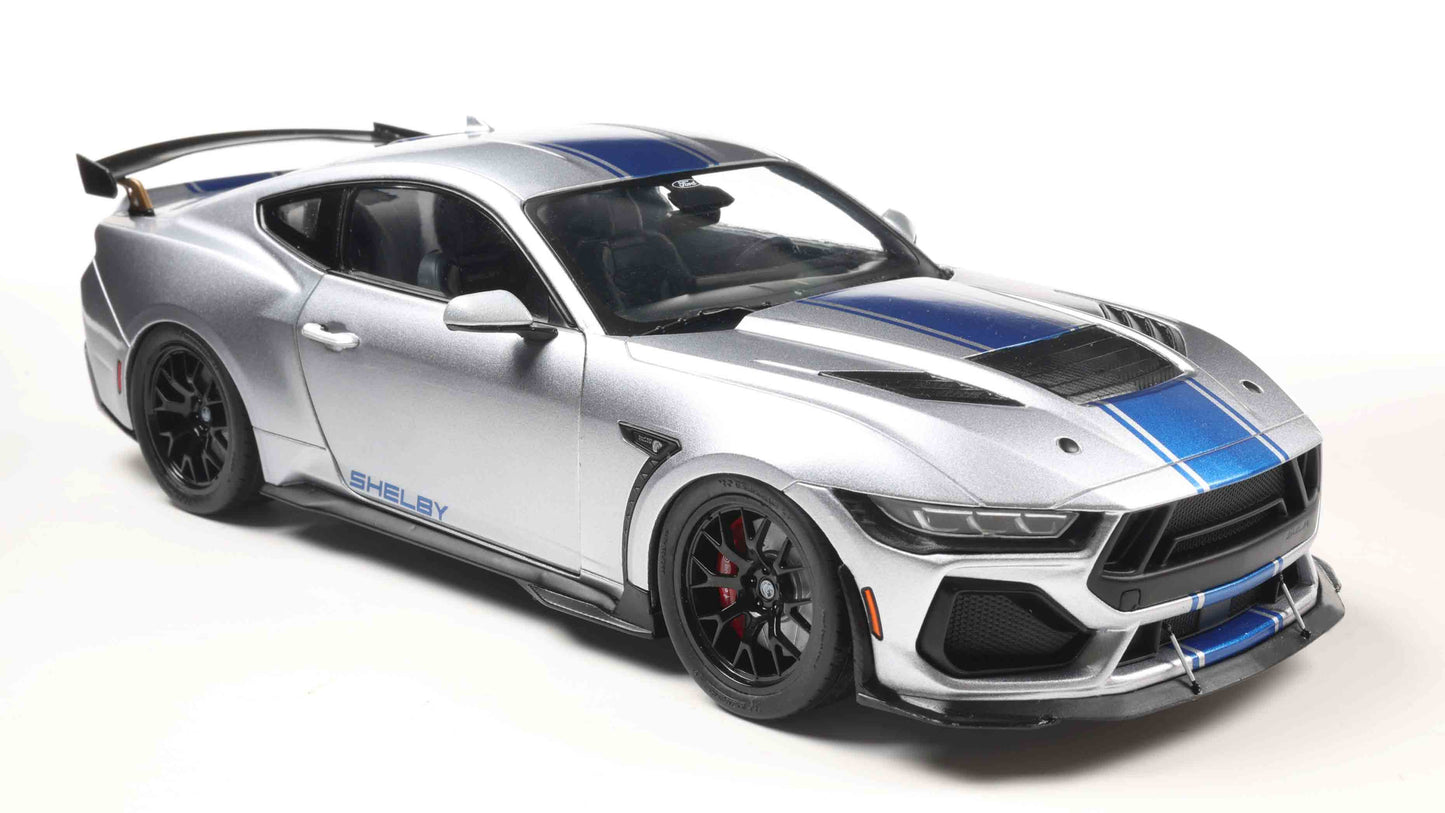 PRECOMMANDE - SHELBY MUSTANG SUPER SNAKE GREY 2025 - Solido - 1/18