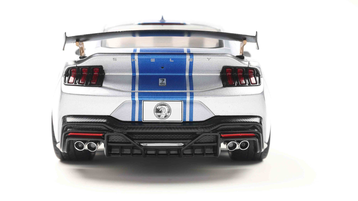 PRECOMMANDE - SHELBY MUSTANG SUPER SNAKE GREY 2025 - Solido - 1/18