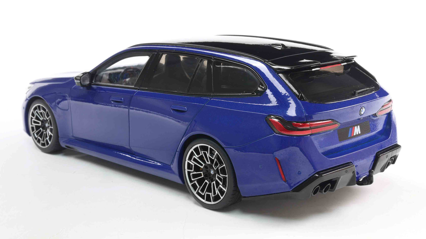 PRECOMMANDE - BMW M5 TOURING MARINA BAY BLUE METALLIC 2024 - Solido - 1/18