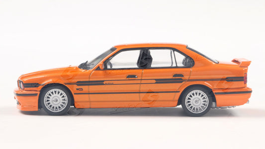 PRECOMMANDE - ALPINA B10 (E34) BITURBO ORANGE 1994 - Solido - 1/43