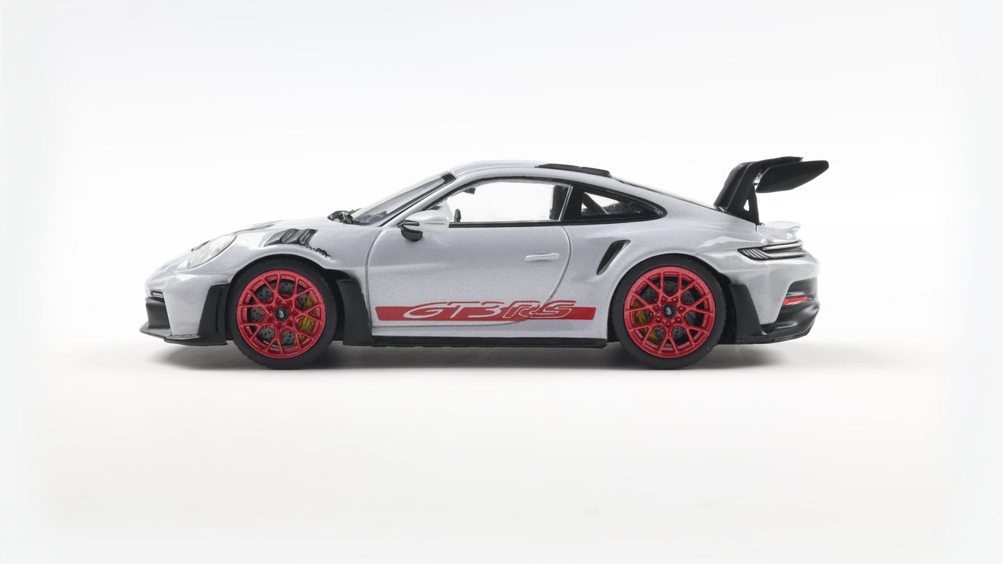 PRECOMMANDE - PORSCHE 911 (992) GT3 RS ICE GREY METALLIC W/PYRO RED 2023 - Solido - 1/43