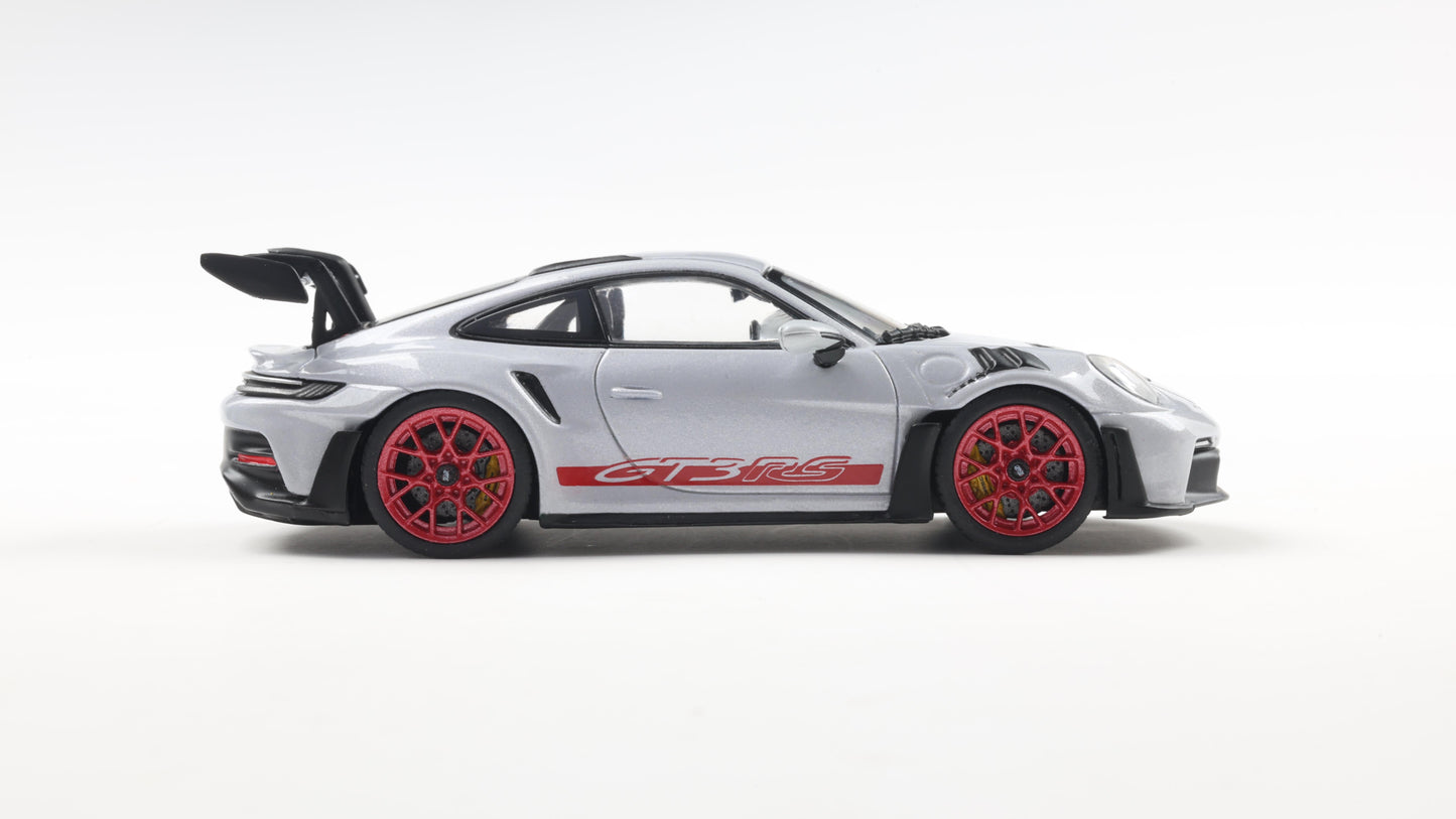 PRECOMMANDE - PORSCHE 911 (992) GT3 RS ICE GREY METALLIC W/PYRO RED 2023 - Solido - 1/43