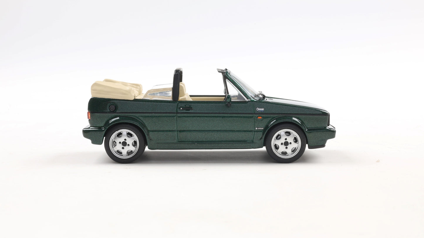 PRECOMMANDE - VOLKSWAGEN GOLF CABRIO CLASSIC LINE CLASSIC GREEN 1992 - Solido - 1/43