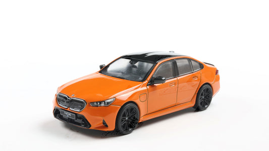 PRECOMMANDE - BMW G90 M5 SEDAN FIRE ORANGE III 2024 - Solido - 1/43