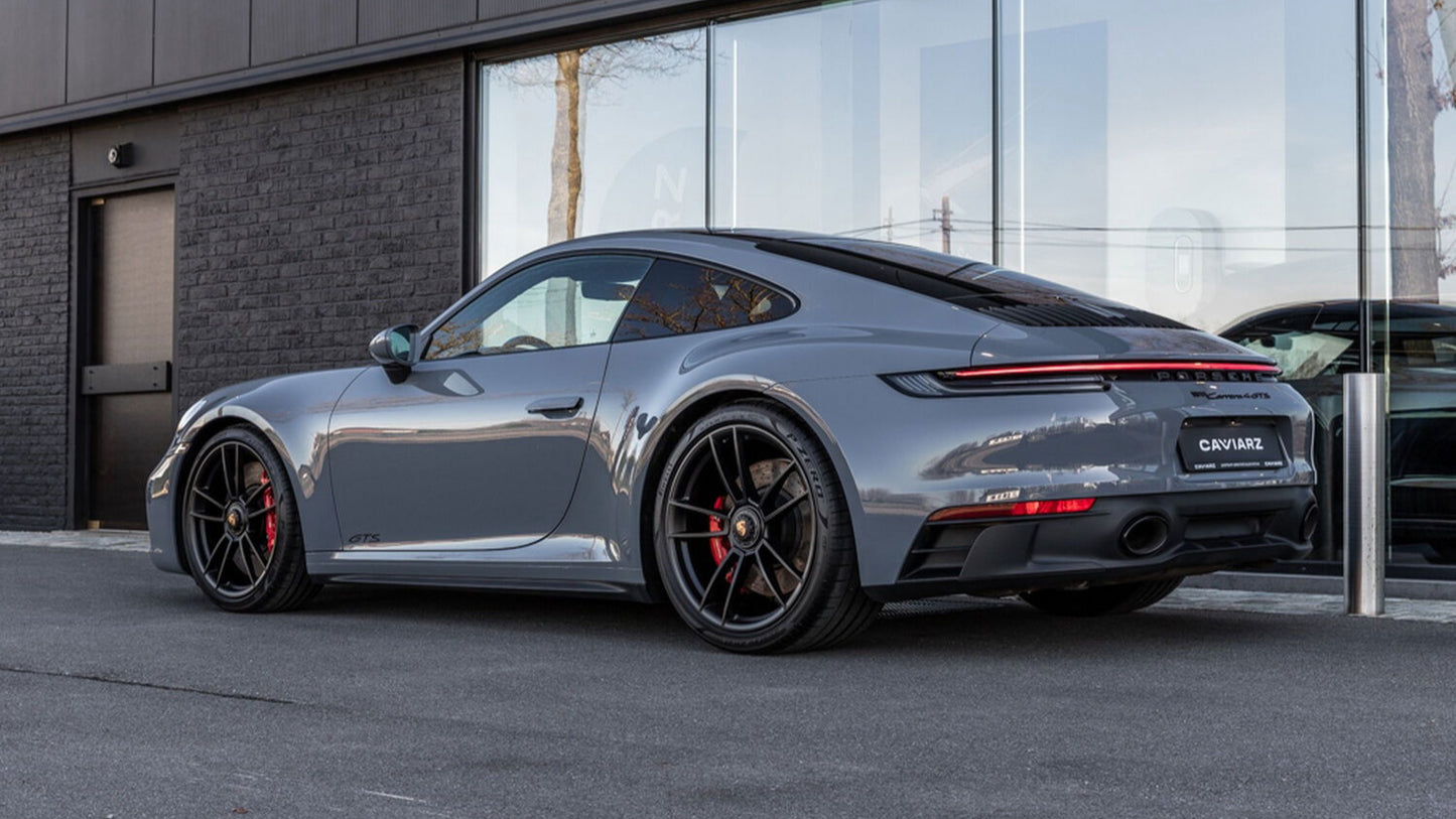 PRECOMMANDE - PORSCHE 911 (992) CARRERA 4 GTS ARTIC GREY 2023 - Solido - 1/43